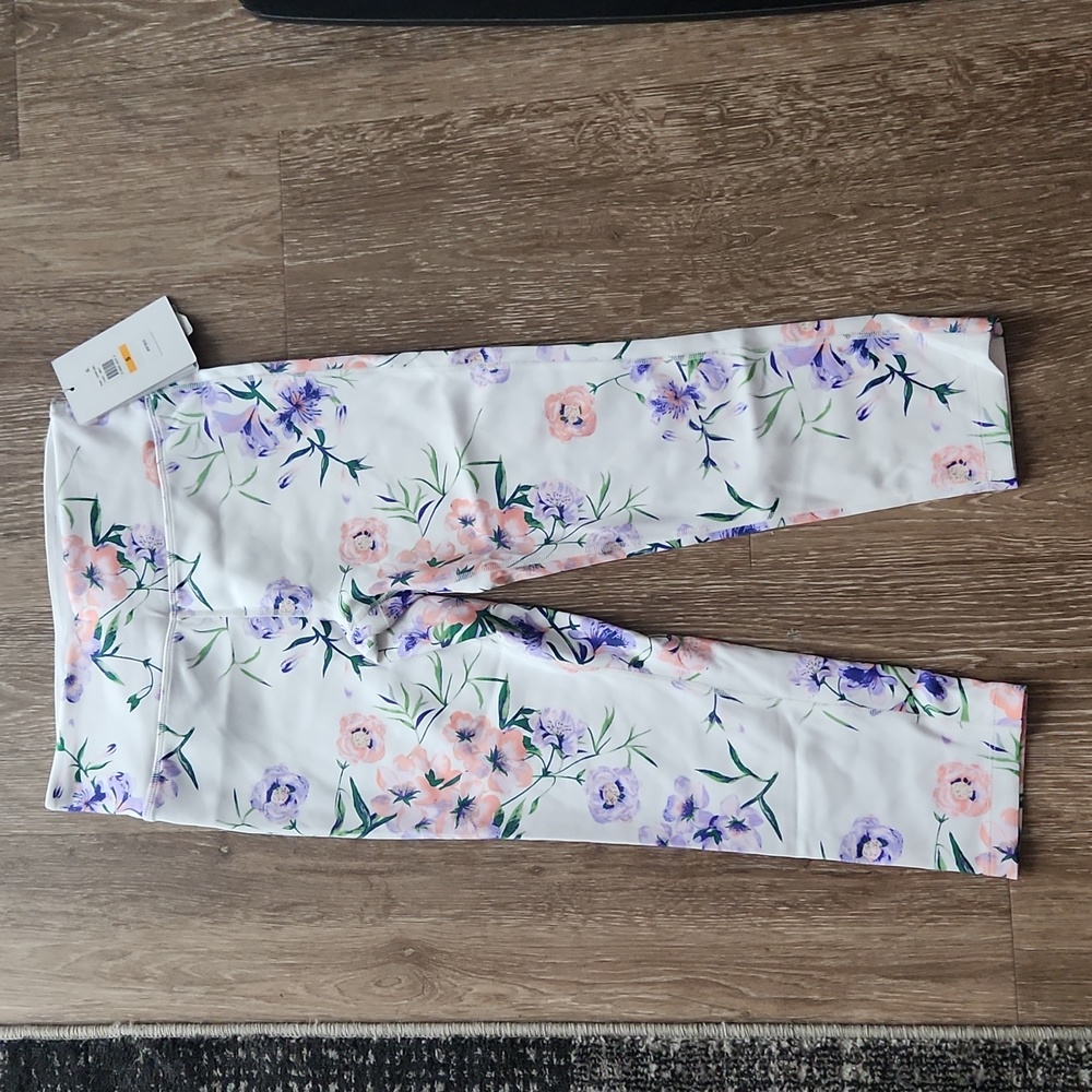 DKNY High-Waist Cropped Floral Leggings